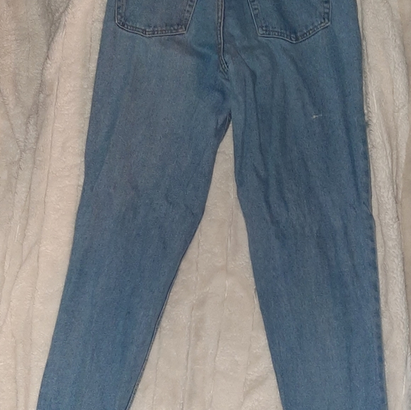 Blue Jean - Picture 3 of 3